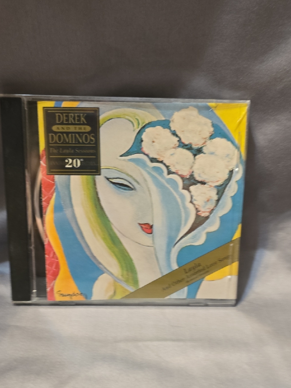 CD‎ — Blue & Yellow Artwork Edition